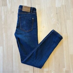 Zara Basic Denim Zip Cuff Jeans/Size 2